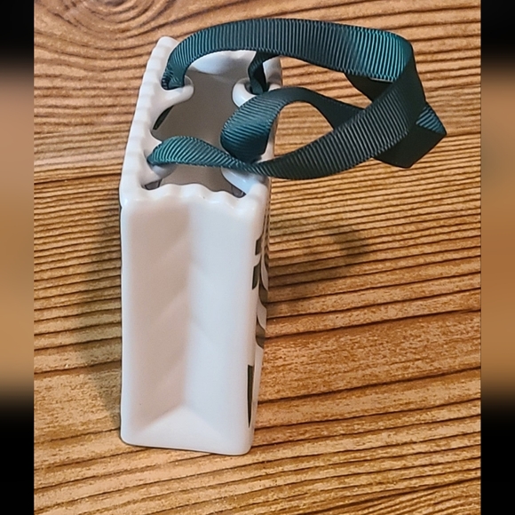 Starbucks Logo Gift Bag Ceramic Holiday Christmas Ornament GC Holder - Picture 2 of 5